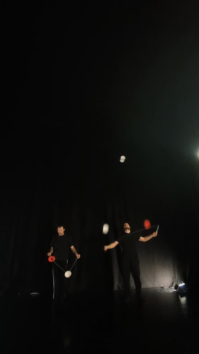 Instagram post from valerian_diabolo_artist. This post is in position 3.