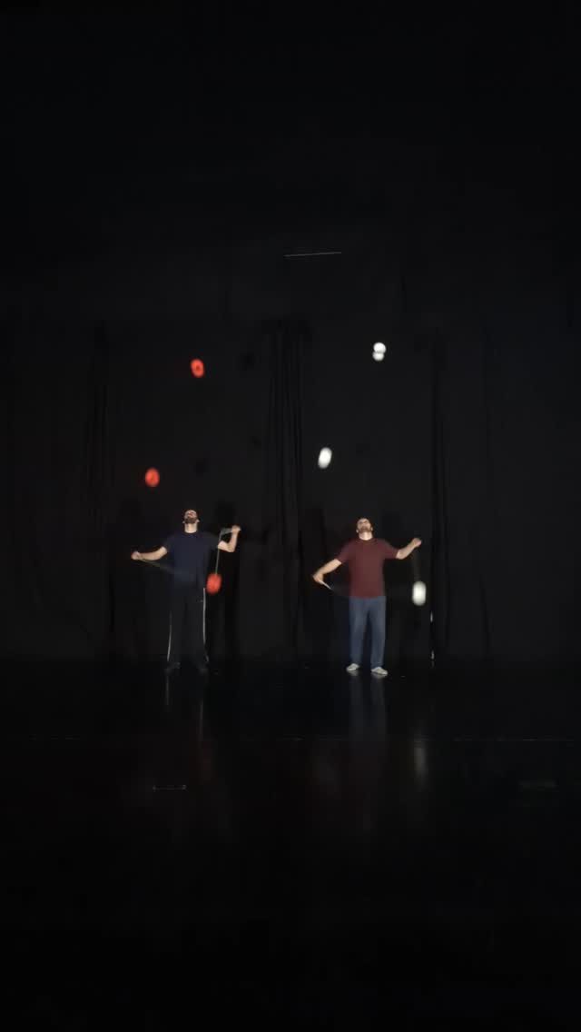 Instagram post from valerian_diabolo_artist. This post is in position 1.