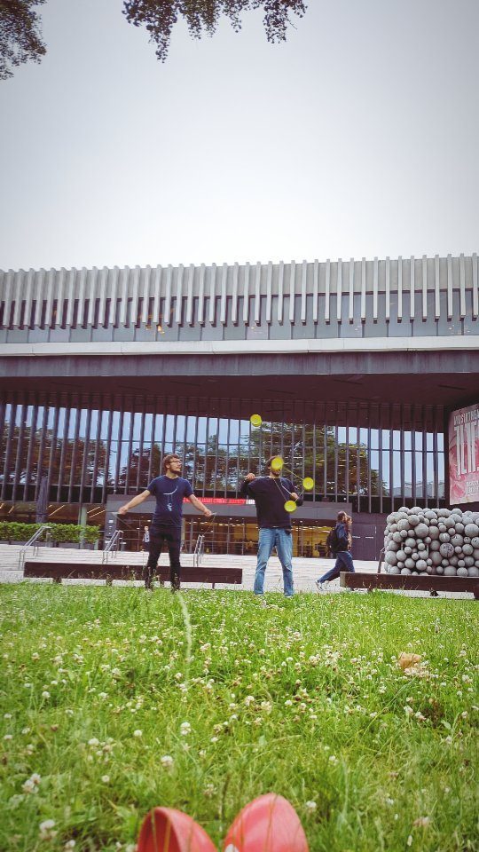 Instagram post from valerian_diabolo_artist. This post is in position 4.